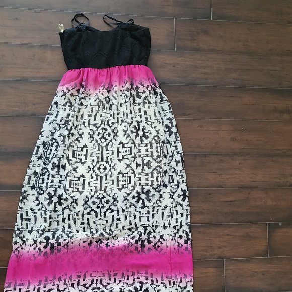 XS Maxi Summer Dress - Picture 8 of 8